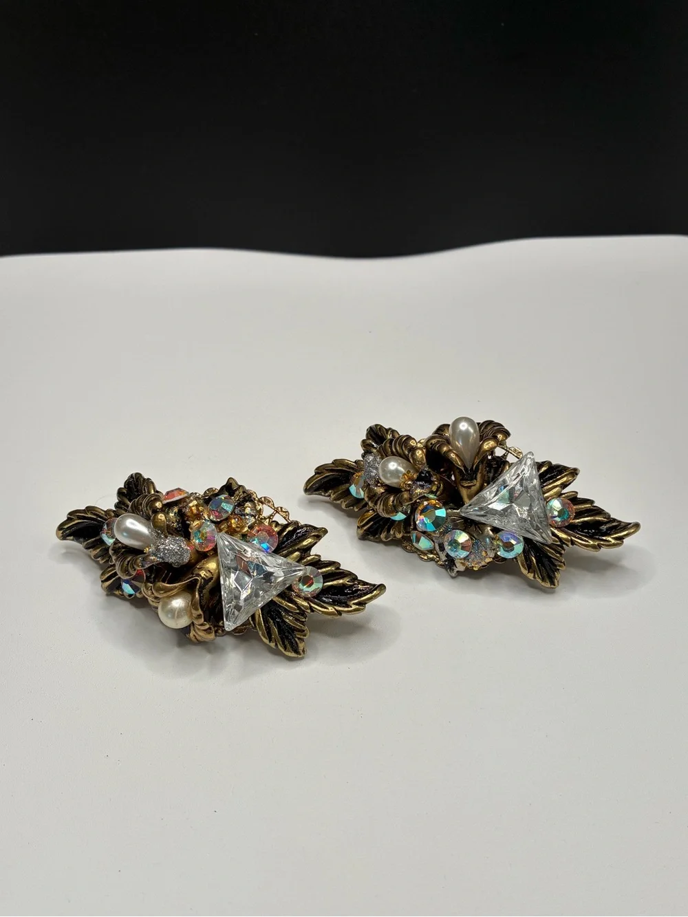 Vintage Resin 1970’s Gold-Tone Cluster Clip-on Earrings w/Crystal Accents